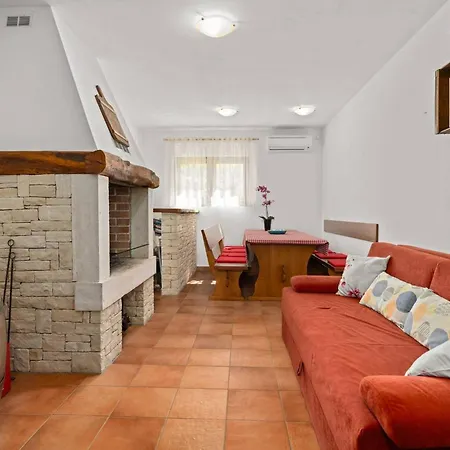Mountain Retreat With Private Pool And Grill In Radmani, Croatia *