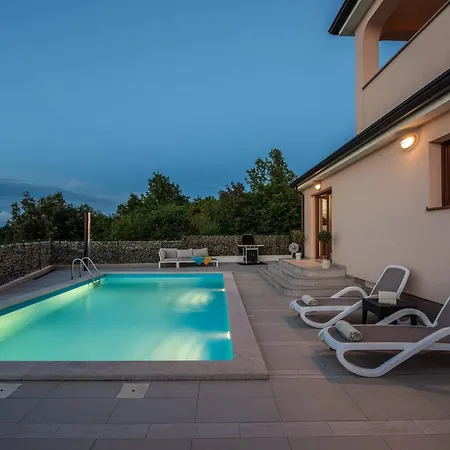 Mountain Retreat With Private Pool And Grill In Radmani, Croatia Σπίτι διακοπών Radmani