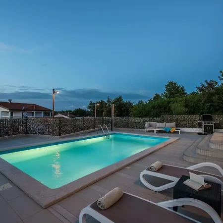 Mountain Retreat With Private Pool And Grill In Radmani, Croatia * Radmani