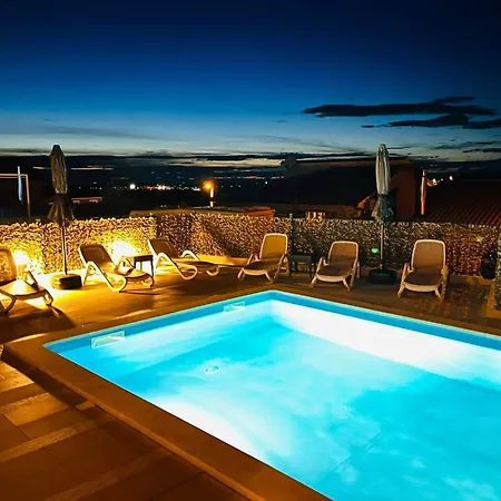 Mountain Retreat With Private Pool And Grill In Radmani, Croatia Σπίτι διακοπών